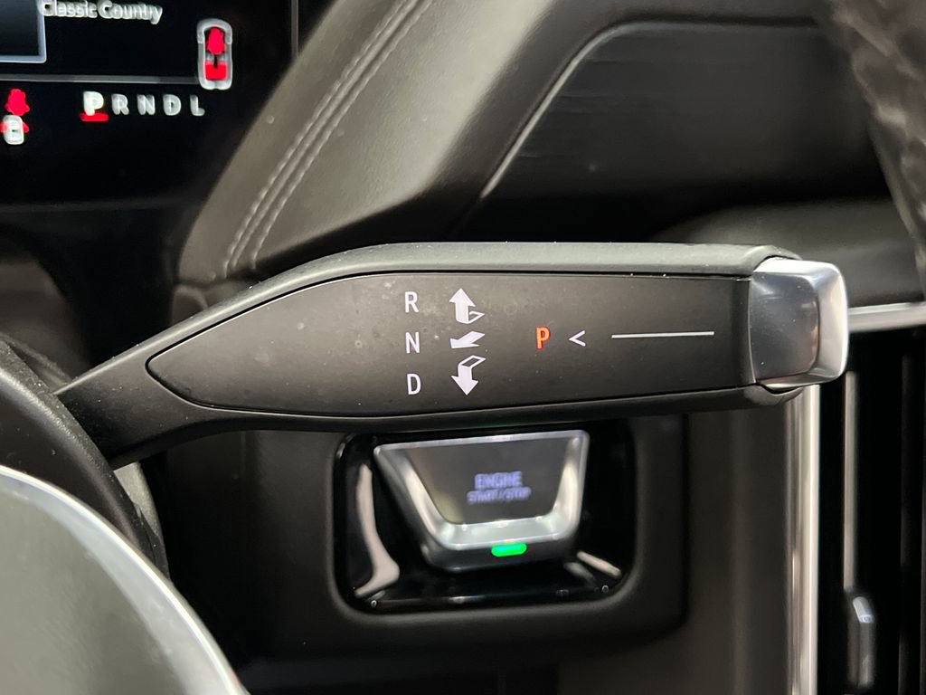 Used 2025 GMC Yukon Denali AWD/4WD image 49