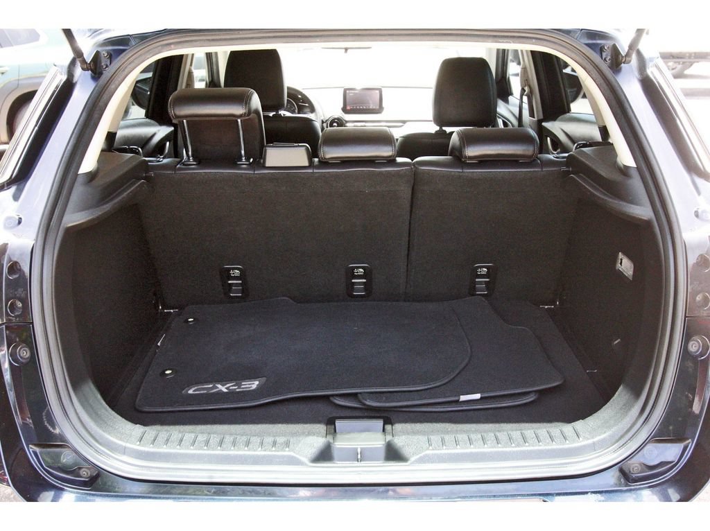 Used 2019 MAZDA CX-3 Touring FWD image 6