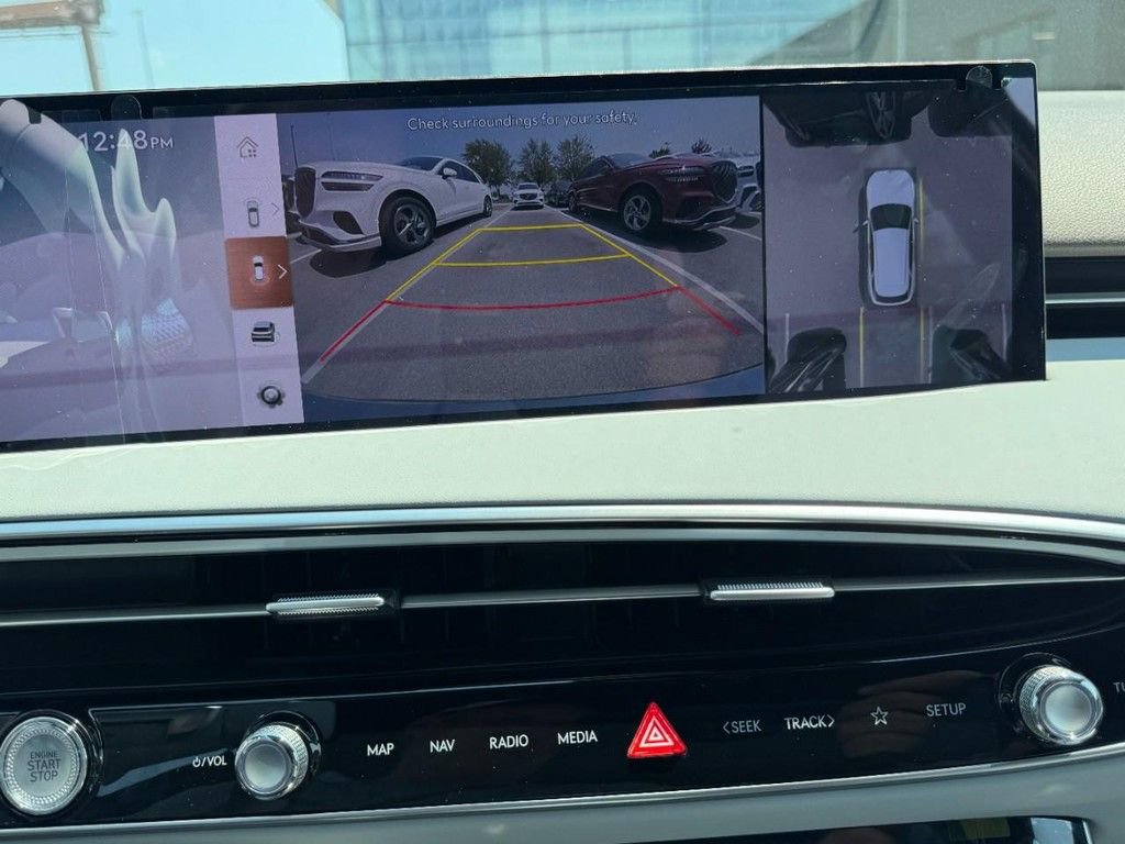 Certified 2026 Genesis GV70 2.5T Advanced AWD/4WD image 16