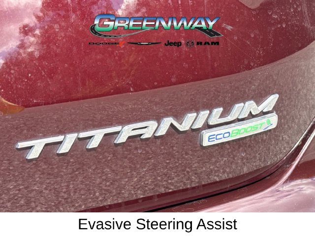 Used 2019 Ford Edge Titanium FWD image 12