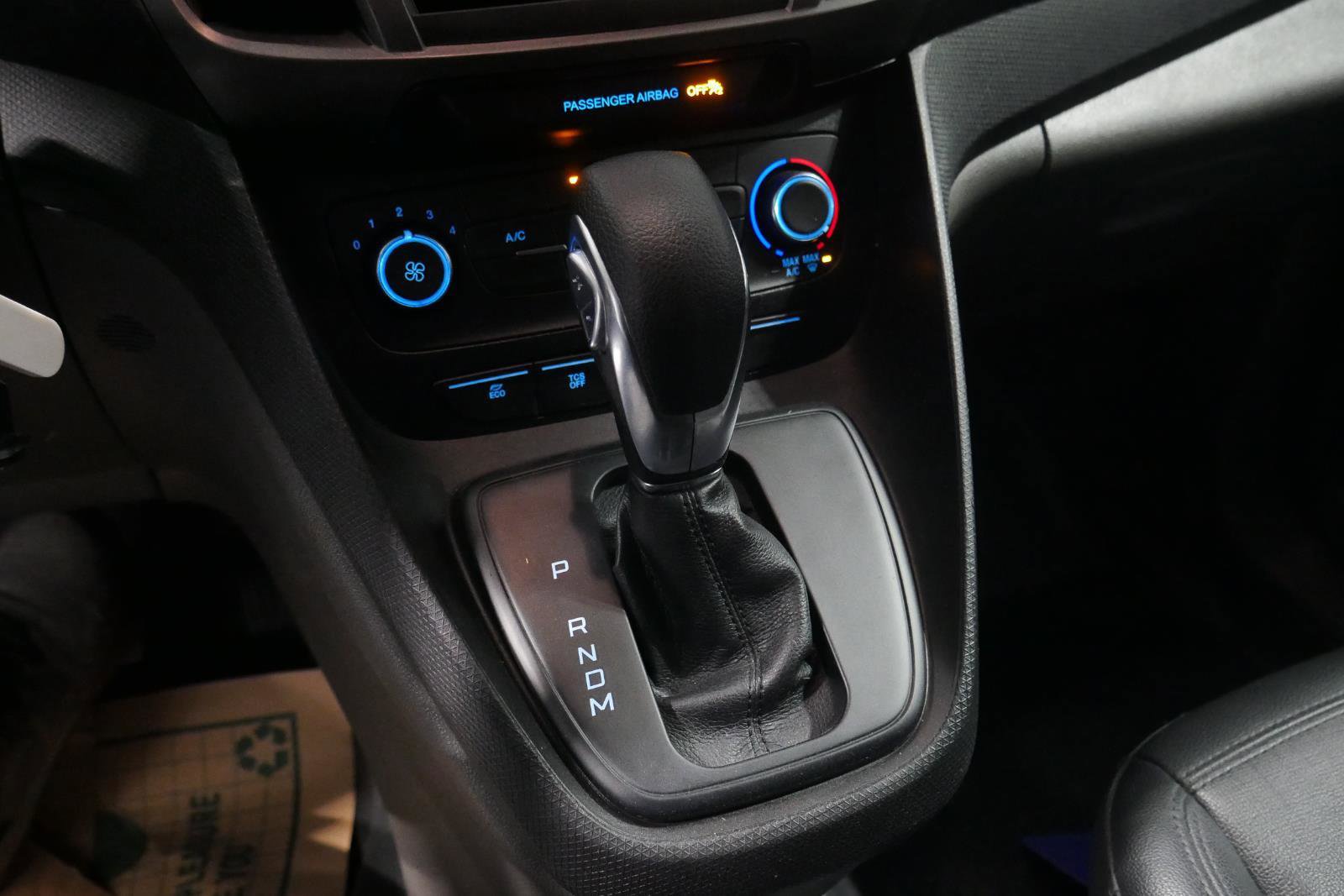 Certified 2019 Ford Transit Connect XL image 24