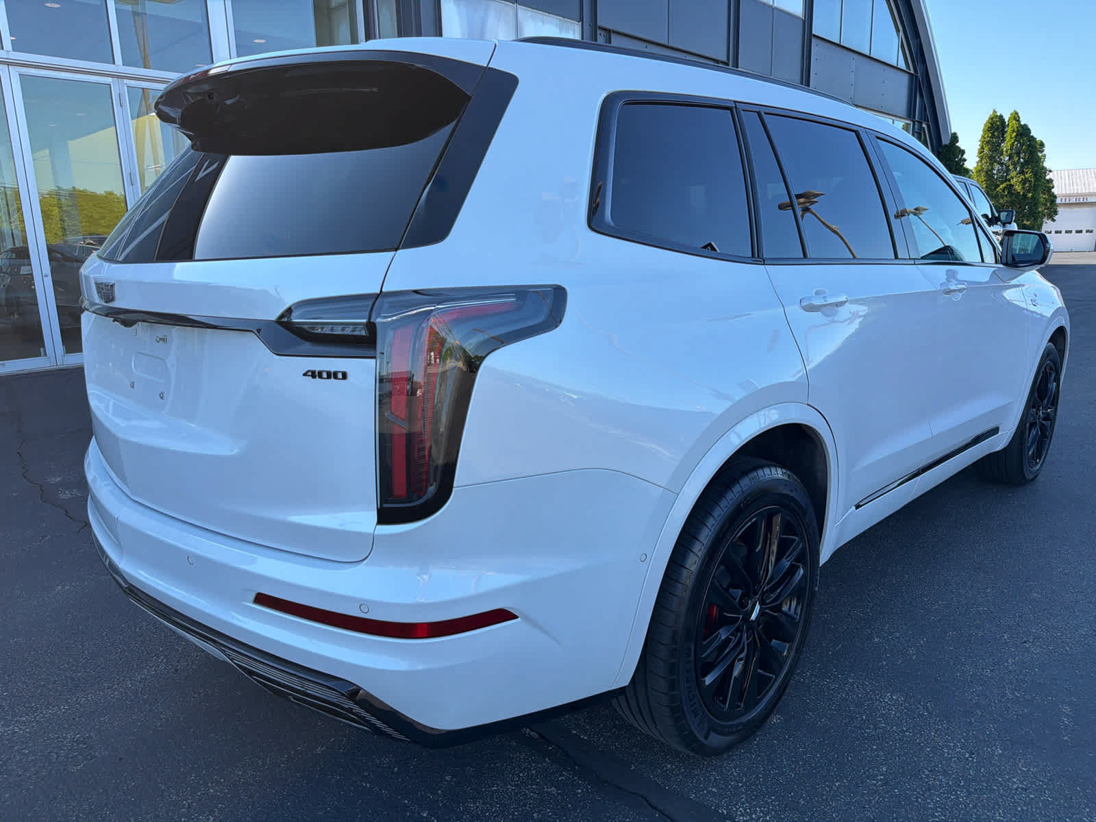 Used 2024 Cadillac XT6 Sport w/ LPO, ONYX Package AWD/4WD image 13