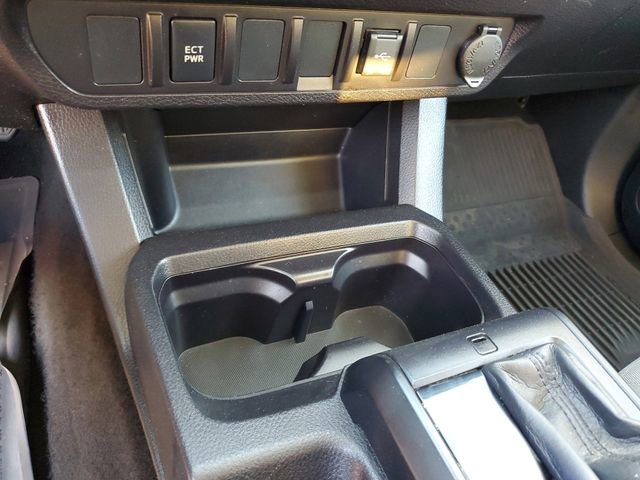 Used 2021 Toyota Tacoma SR w/ SR Convenience Package image 23