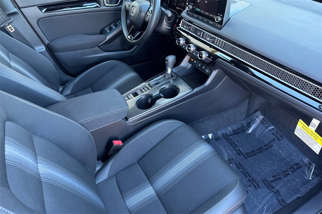 Certified 2025 Honda Civic Sport image 18