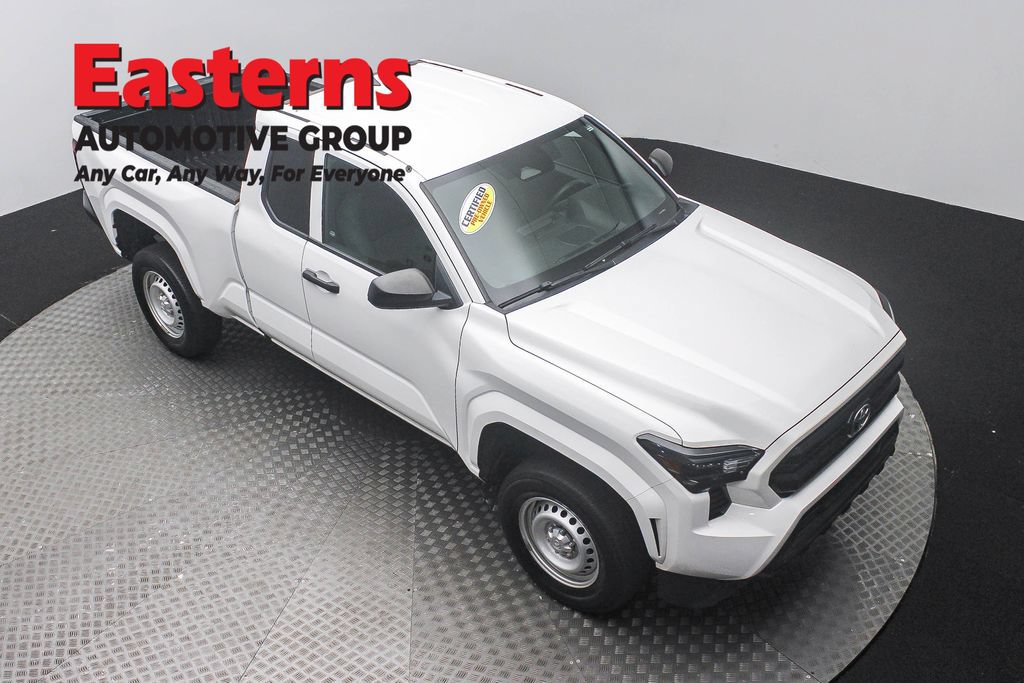 Used 2024 Toyota Tacoma SR RWD image 3
