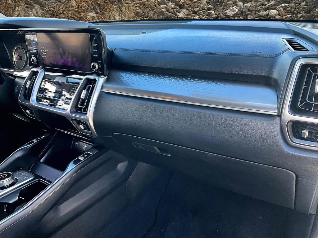 Used 2023 Kia Sorento EX image 13