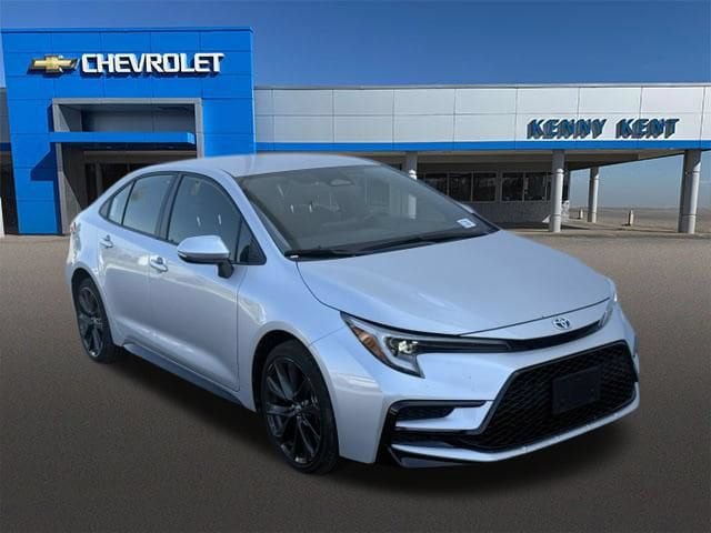 Used 2025 Toyota Corolla SE FWD image 1