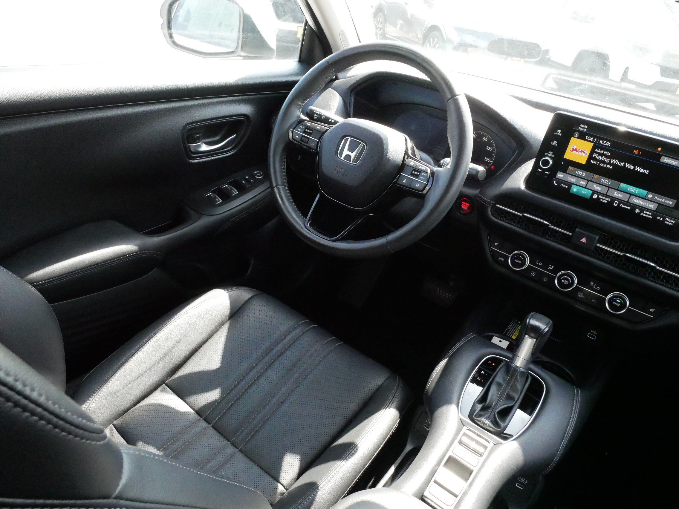 Certified 2024 Honda HR-V EX-L image 9