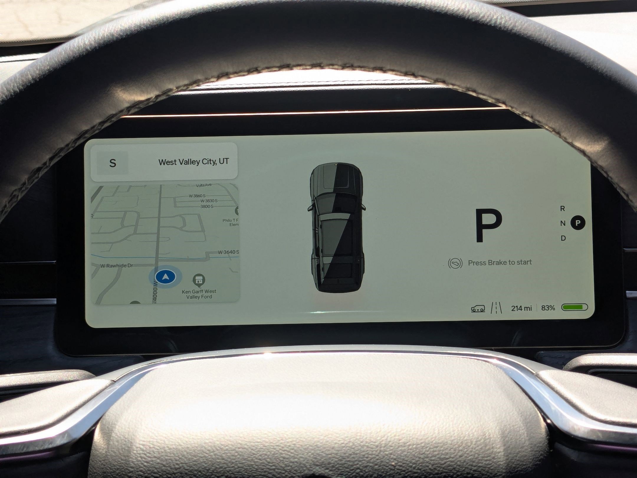 Used 2025 Rivian R1S Adventure AWD/4WD image 23