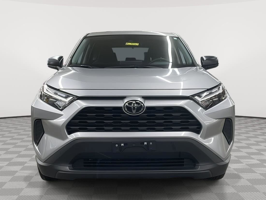 Used 2024 Toyota RAV4 LE image 3