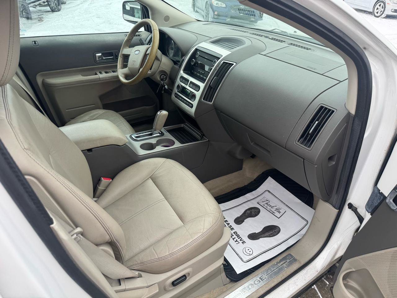 Used 2010 Ford Edge Limited FWD image 12