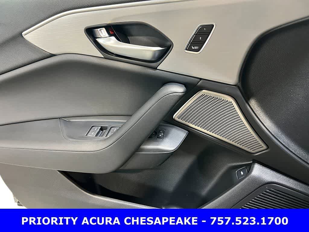 Used 2025 Acura TLX w/ Technology Package FWD image 12