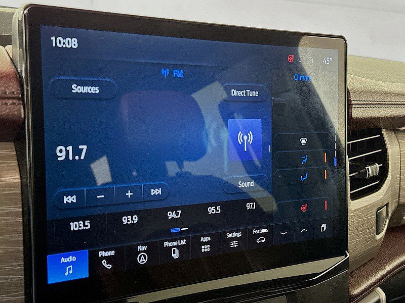 Used 2023 Ford Expedition Limited image 15