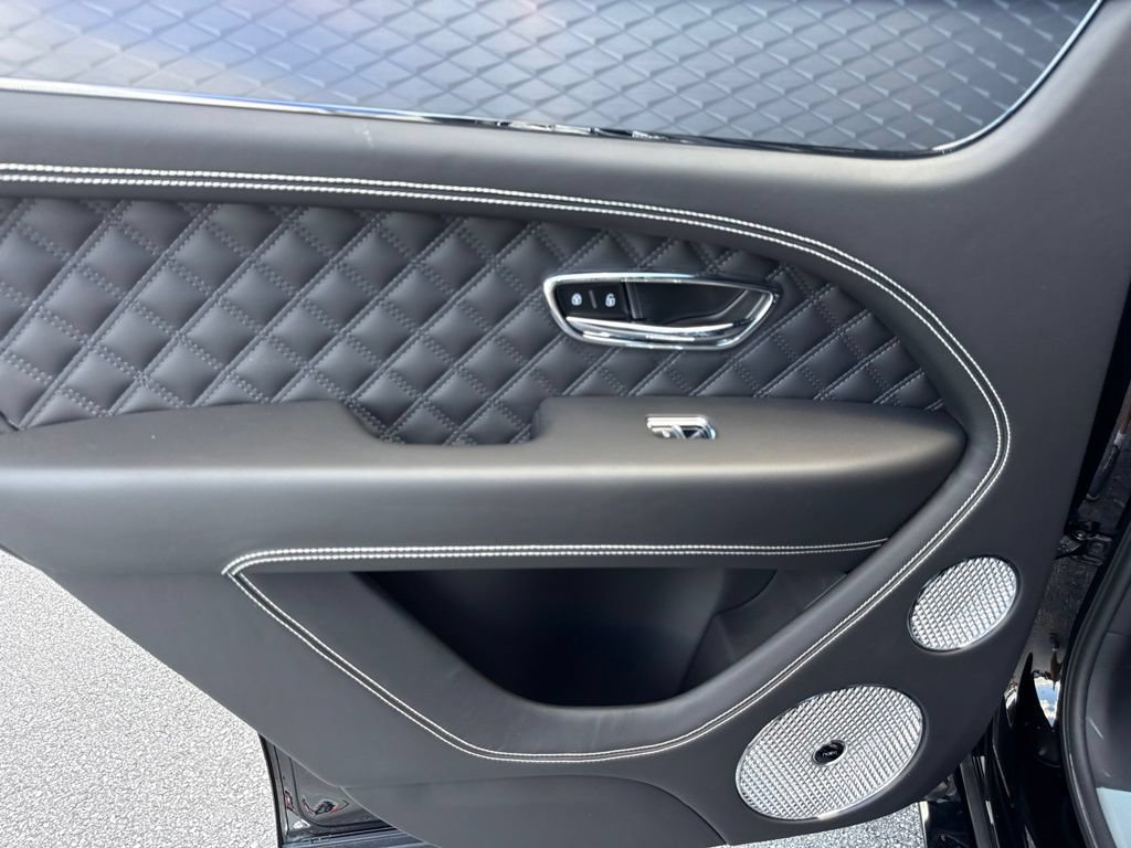 Used 2023 Bentley Bentayga Speed AWD/4WD image 15