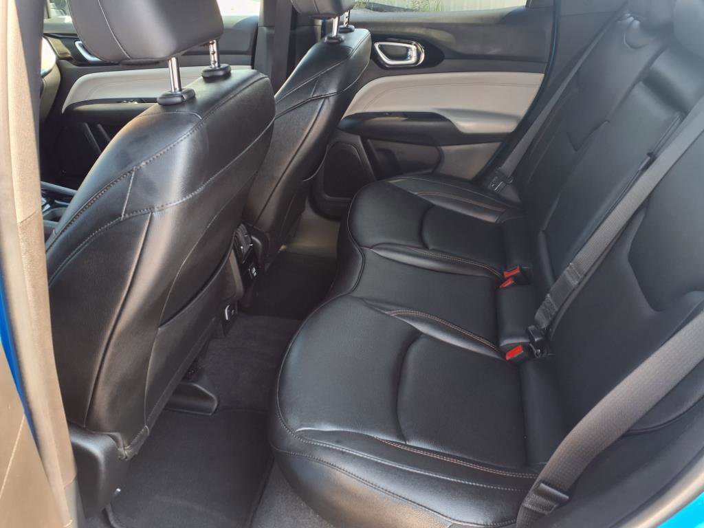 Used 2024 Jeep Compass Limited image 8