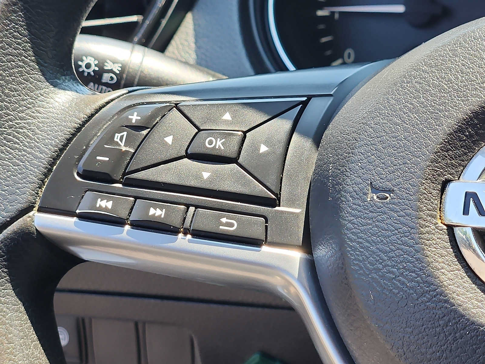 Used 2020 Nissan Rogue Sport S AWD/4WD image 20