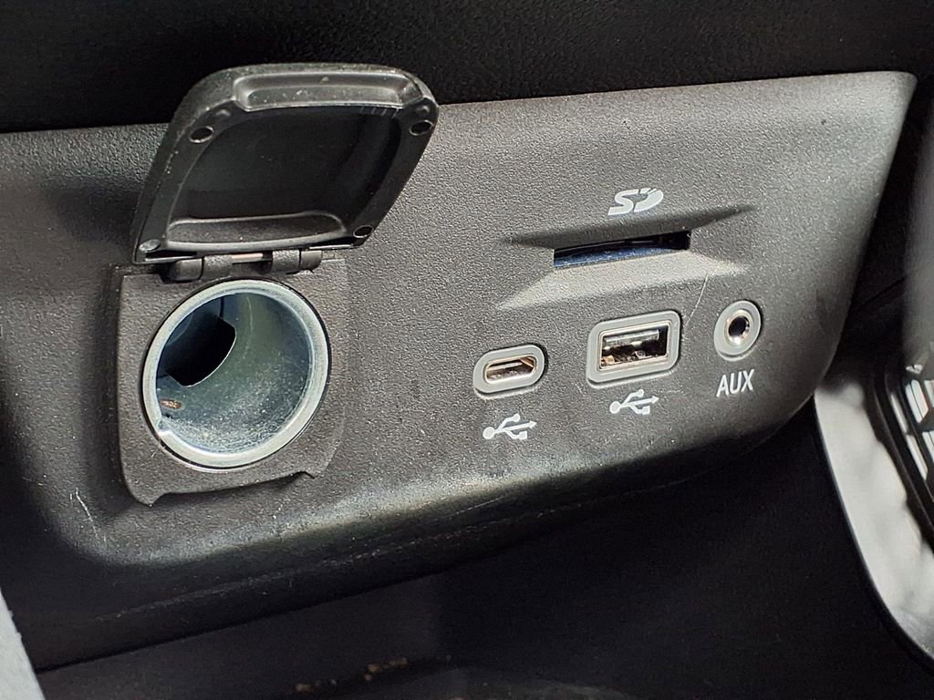 Used 2023 Chevrolet TrailBlazer ACTIV w/ Technology Package image 25