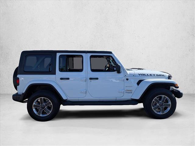 Used 2022 Jeep Wrangler Unlimited Sahara image 4