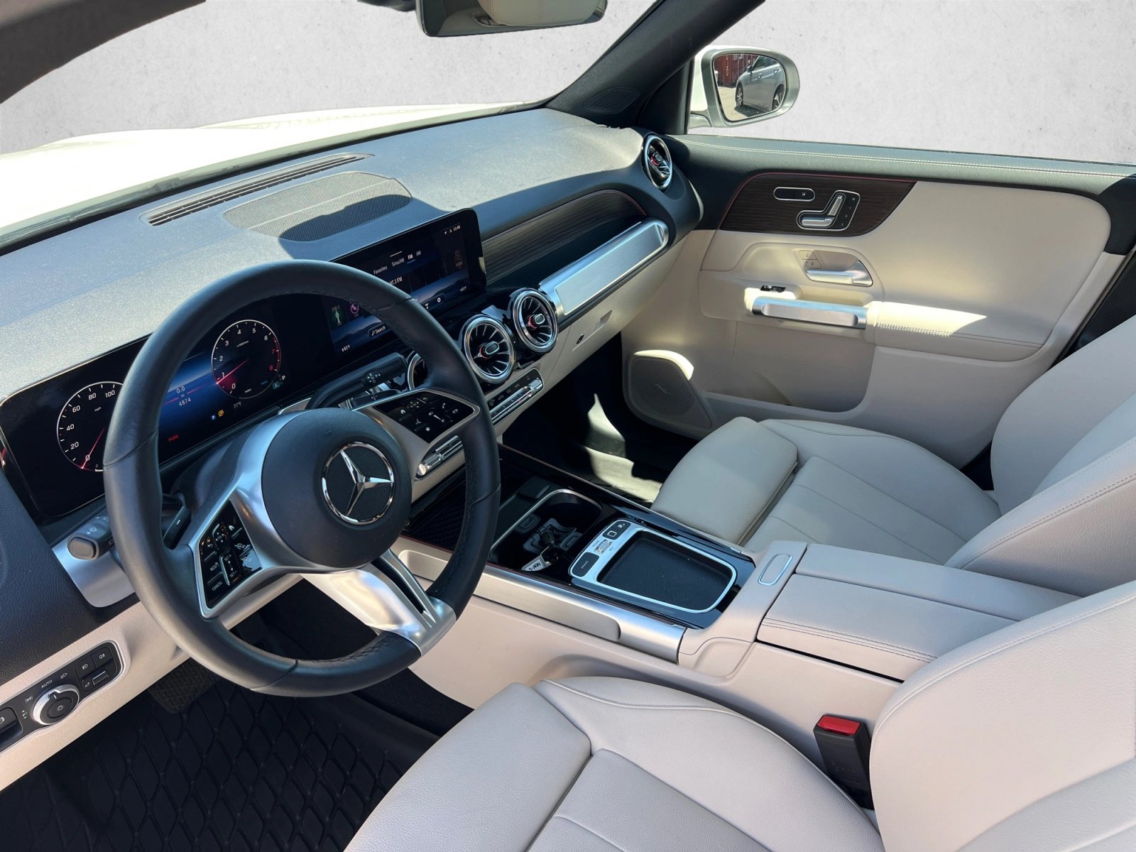 Certified 2026 Mercedes-Benz GLB 250 4MATIC image 10