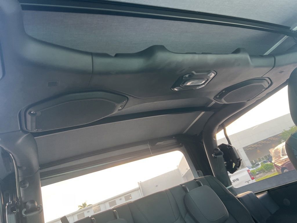 Used 2020 Jeep Wrangler Sport image 50