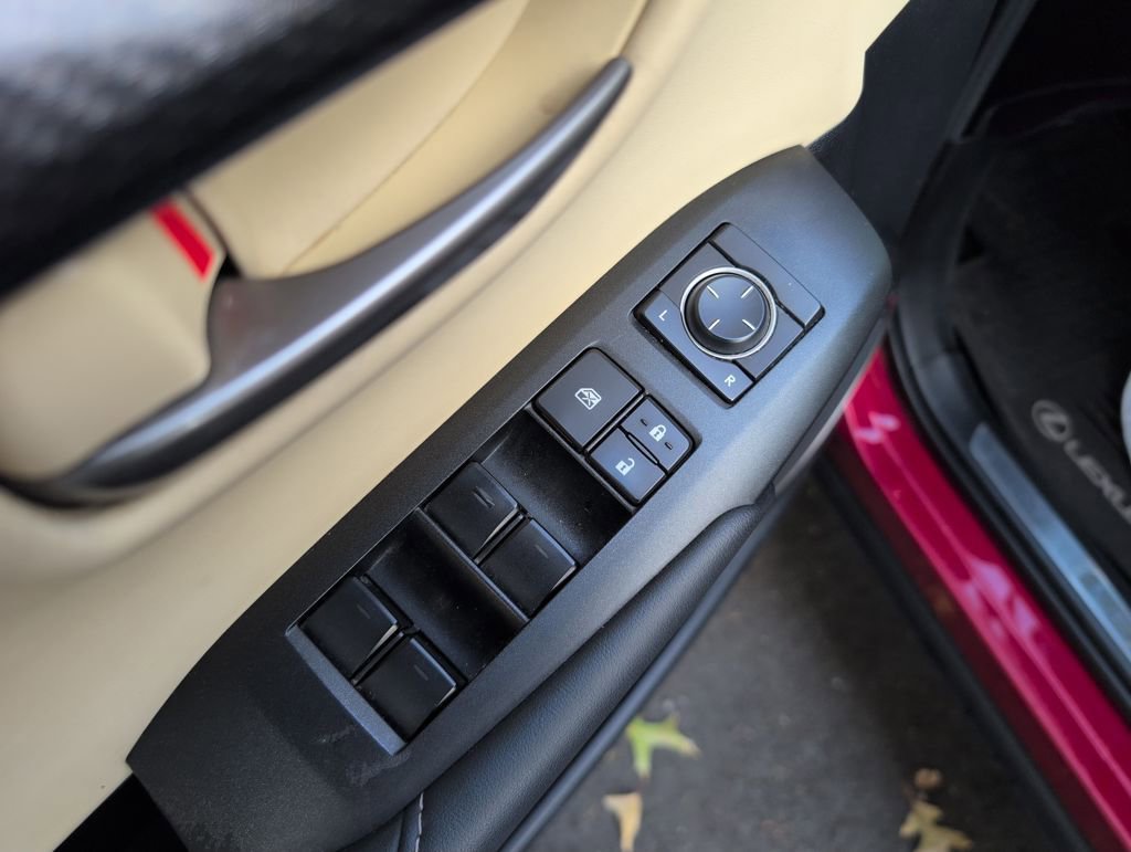 Used 2015 Lexus NX 200t AWD image 13