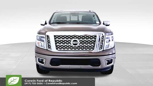 Used 2018 Nissan Titan Platinum Reserve w/ Platinum Utility Package image 2
