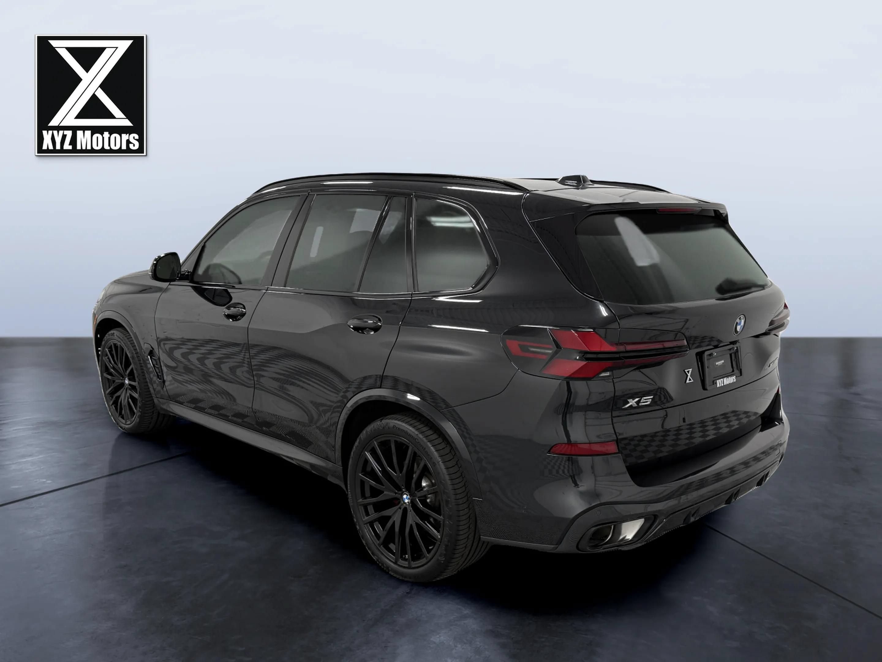 Used 2024 BMW X5 xDrive40i AWD/4WD image 4