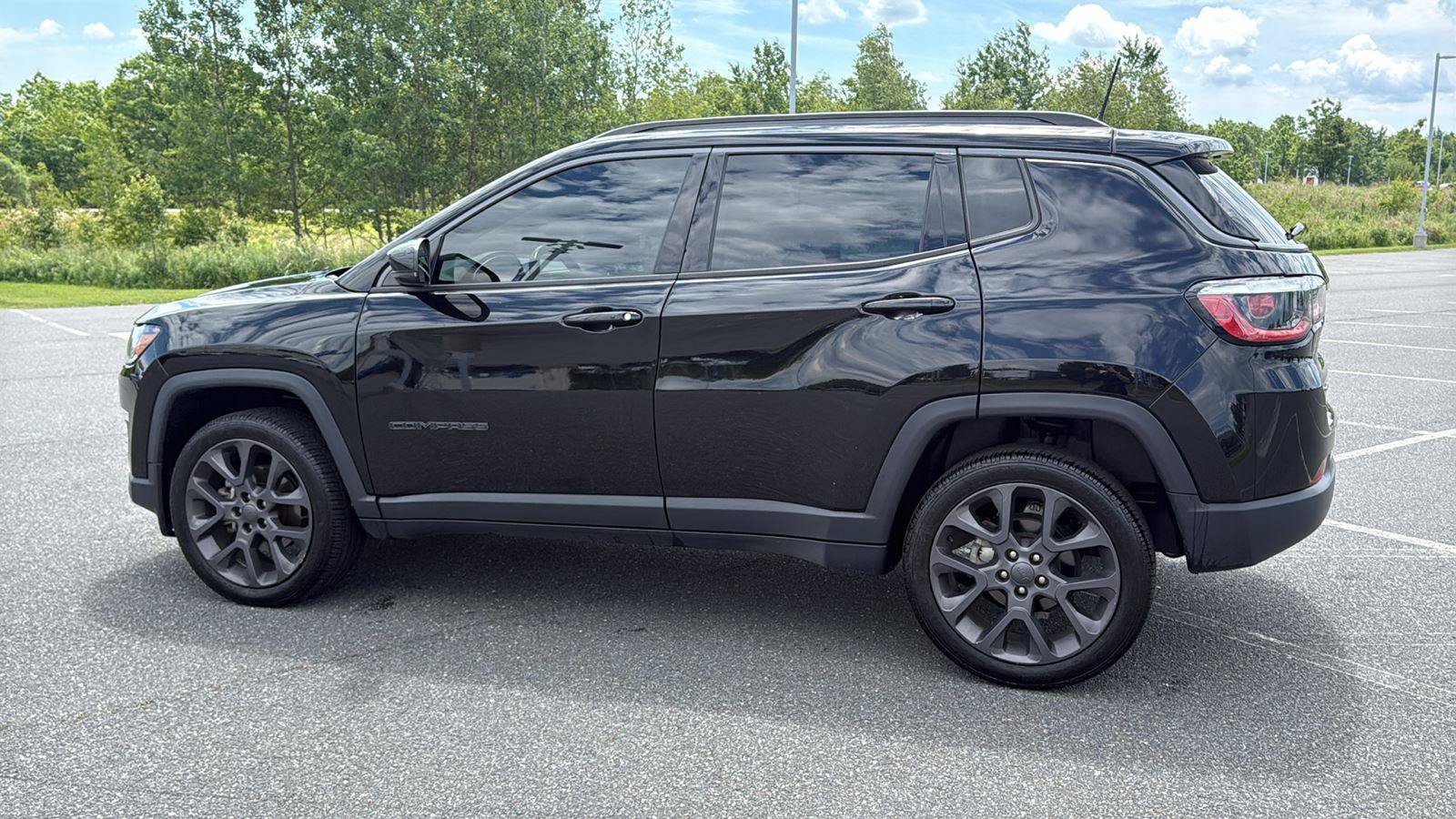 Used 2020 Jeep Compass High Altitude AWD/4WD image 11