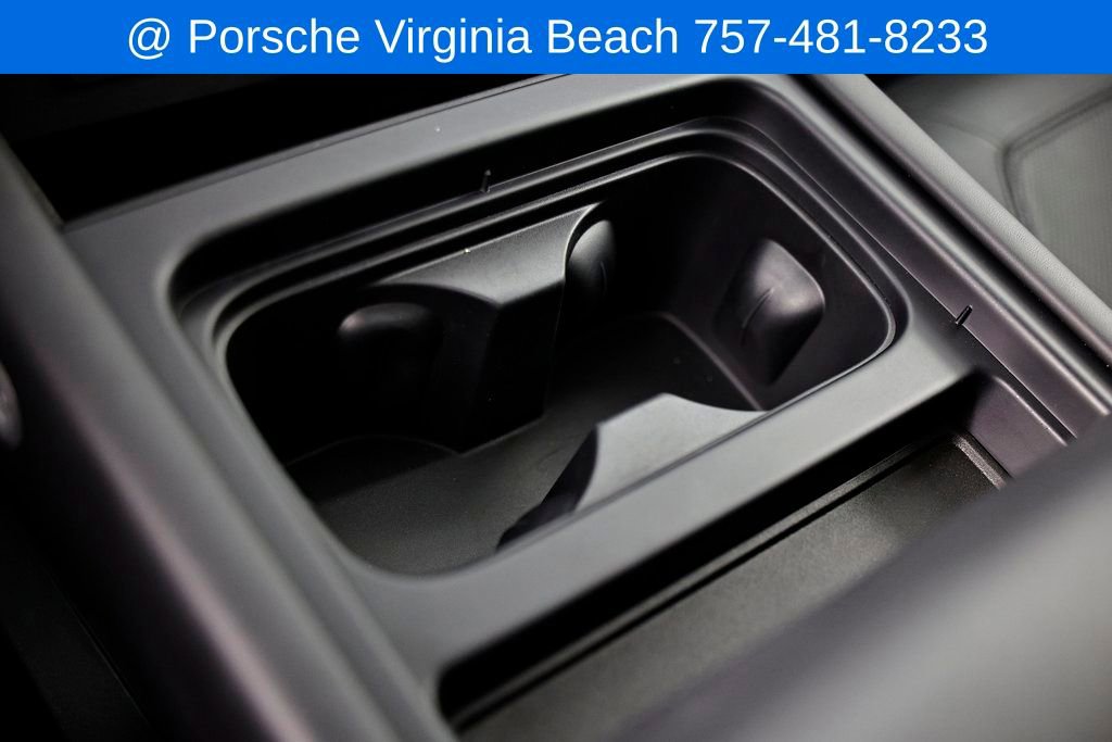 Used 2023 Land Rover Defender 90 S image 41