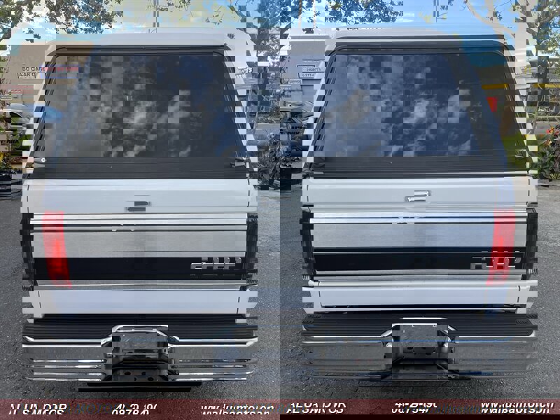 Used 1994 Ford F150 XLT image 8