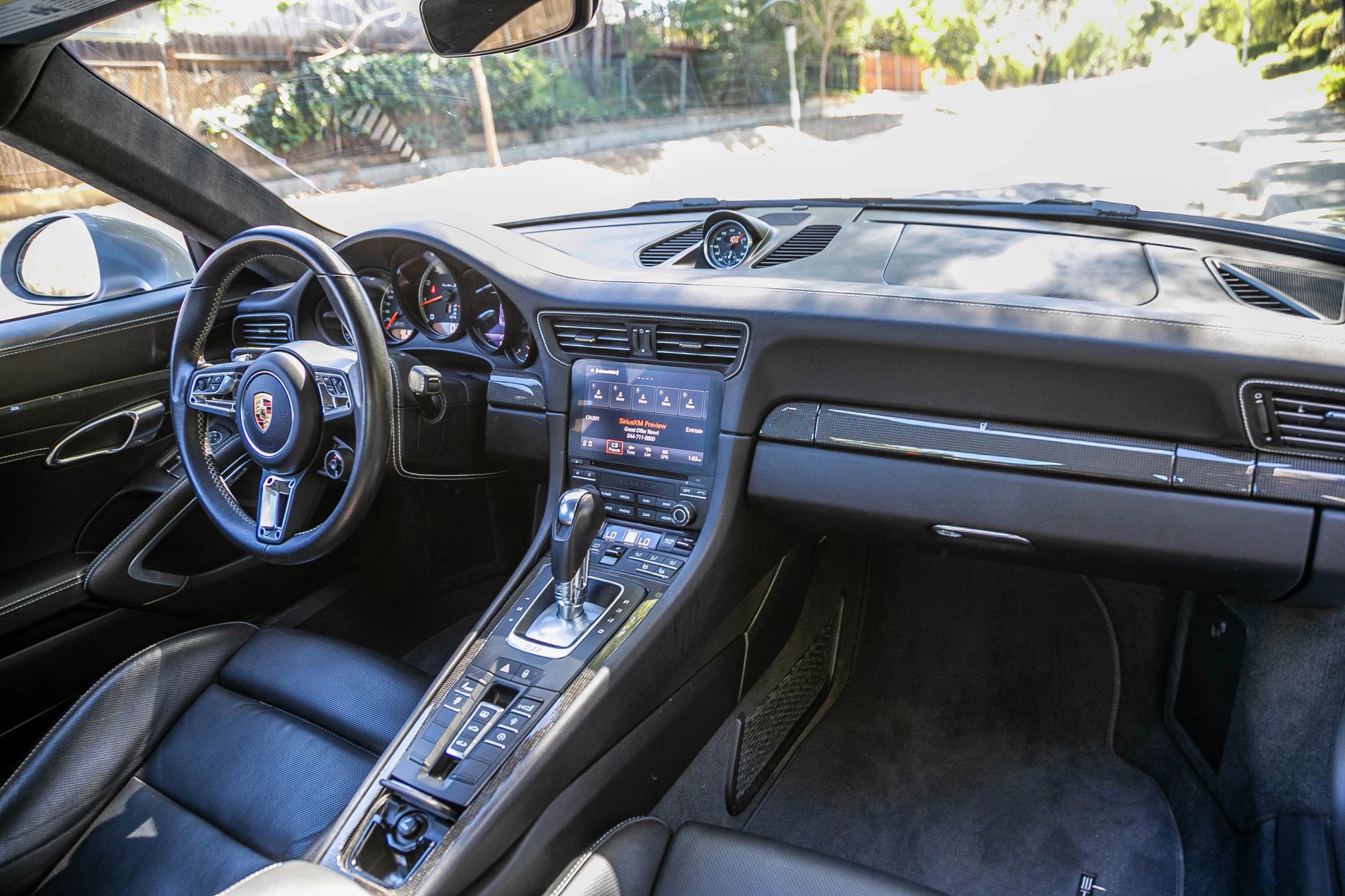 Used 2018 Porsche 911 Turbo S image 24