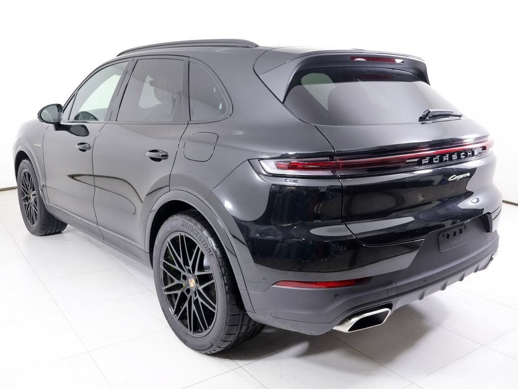 New 2026 Porsche Cayenne E-Hybrid AWD/4WD image 3