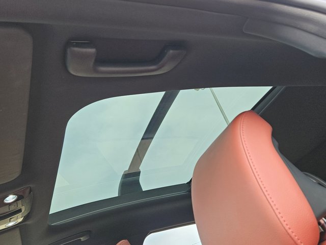 Used 2026 Kia Sportage SX image 16