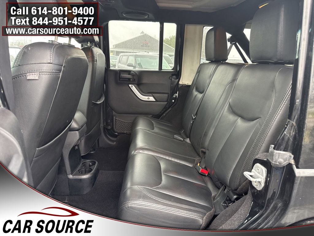 Used 2013 Jeep Wrangler Unlimited Sahara w/ Connectivity Group image 26
