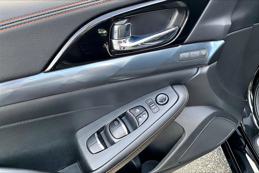 Used 2023 Nissan Maxima SR w/ Sport Mat Group FWD image 49