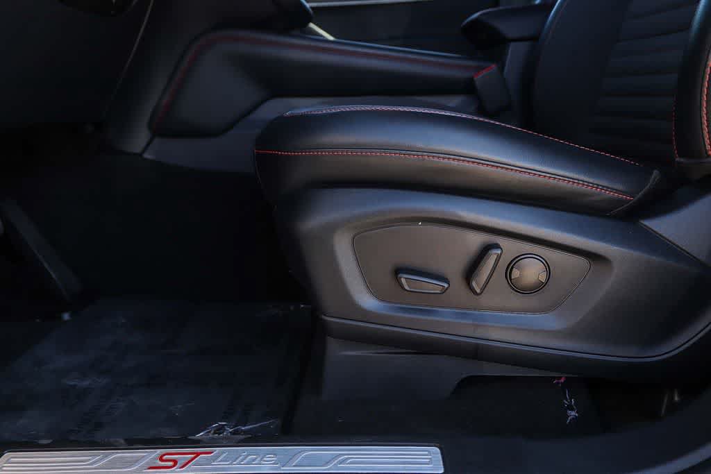 Certified 2025 Ford Explorer ST-Line w/ ST-Line Street Pack AWD/4WD image 20