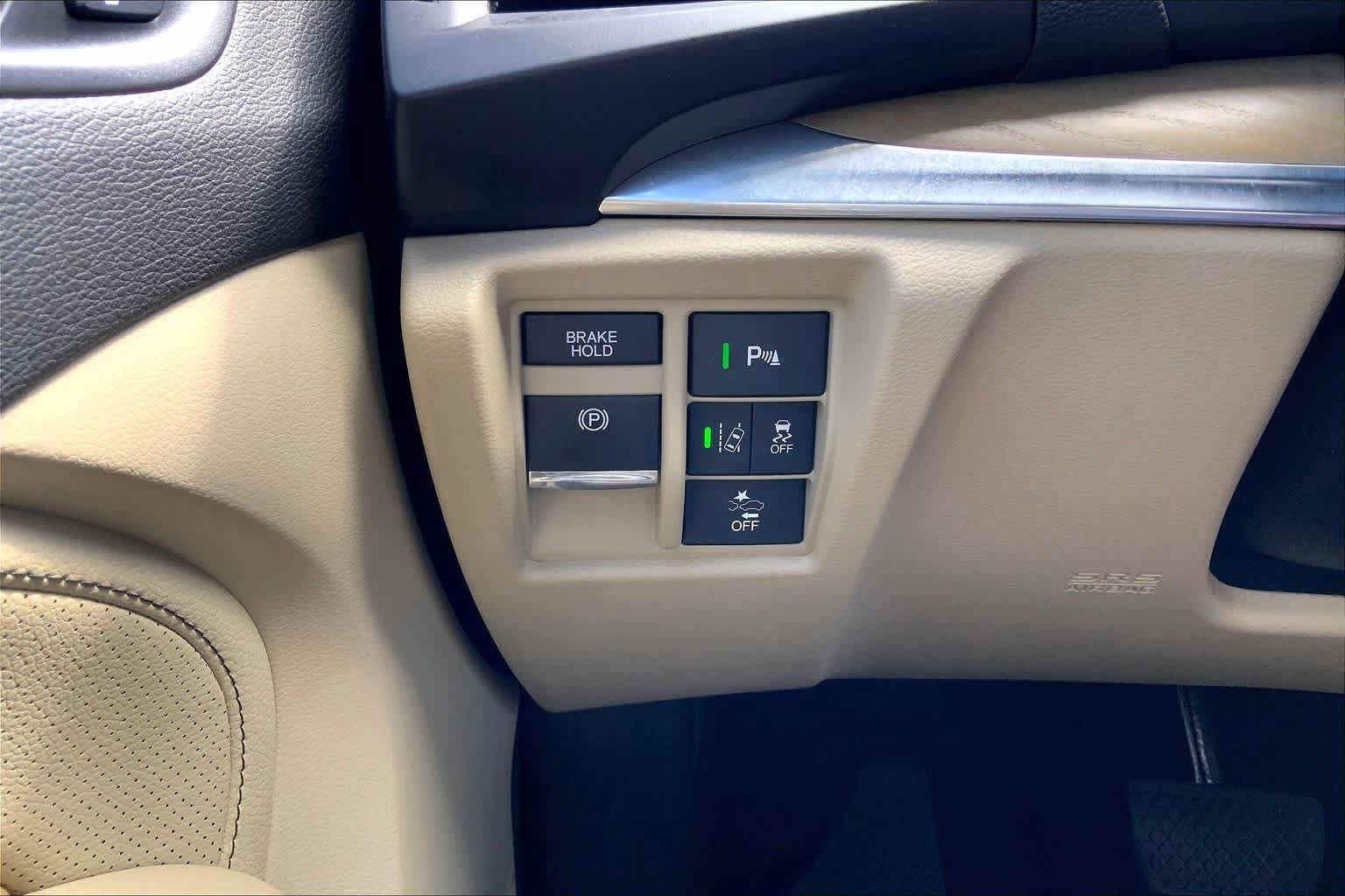 Used 2020 Acura MDX FWD w/ Technology Package image 35