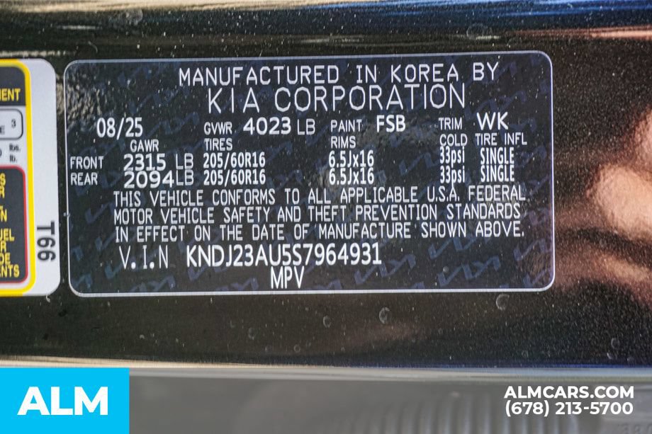 Used 2025 Kia Soul LX w/ LX Technology Package FWD image 54