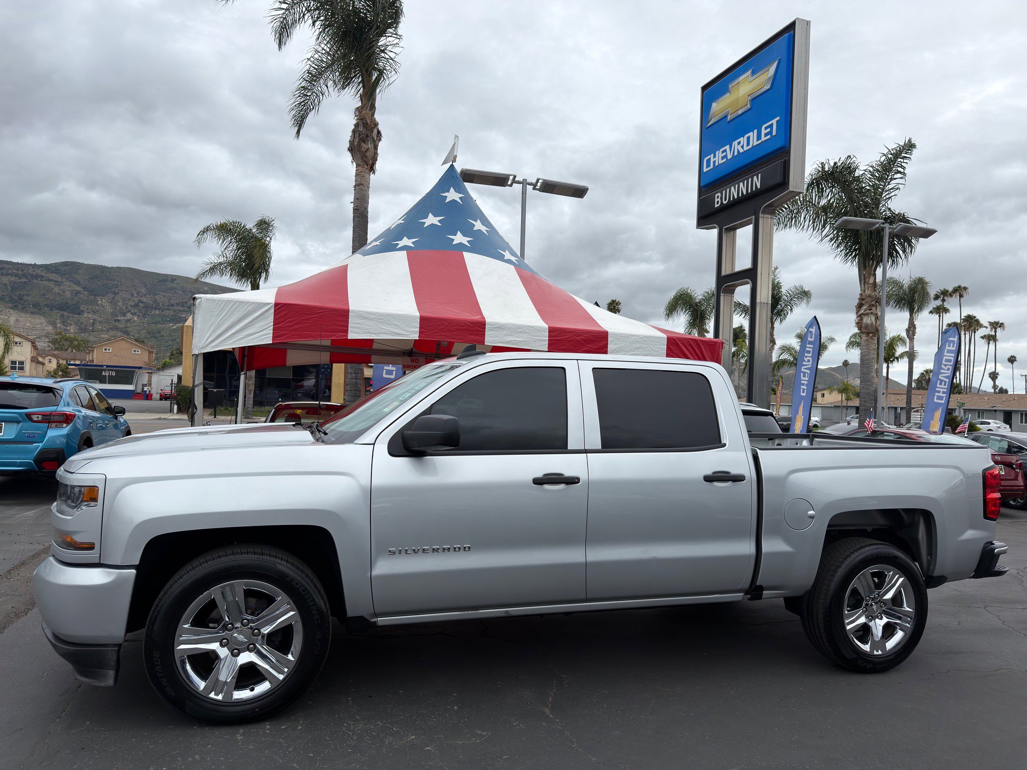 Used 2018 Chevrolet Silverado 1500 Custom w/ Custom Value Package RWD image 5