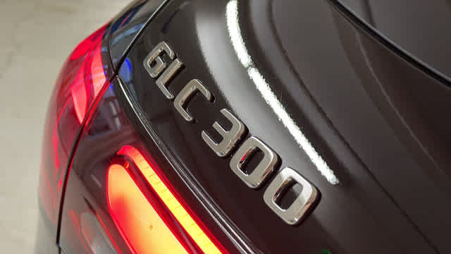 Certified 2026 Mercedes-Benz GLC 300 4MATIC image 9