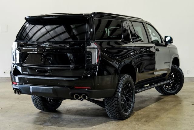 Used 2026 Chevrolet Suburban Z71 w/ Comfort Package AWD/4WD image 6