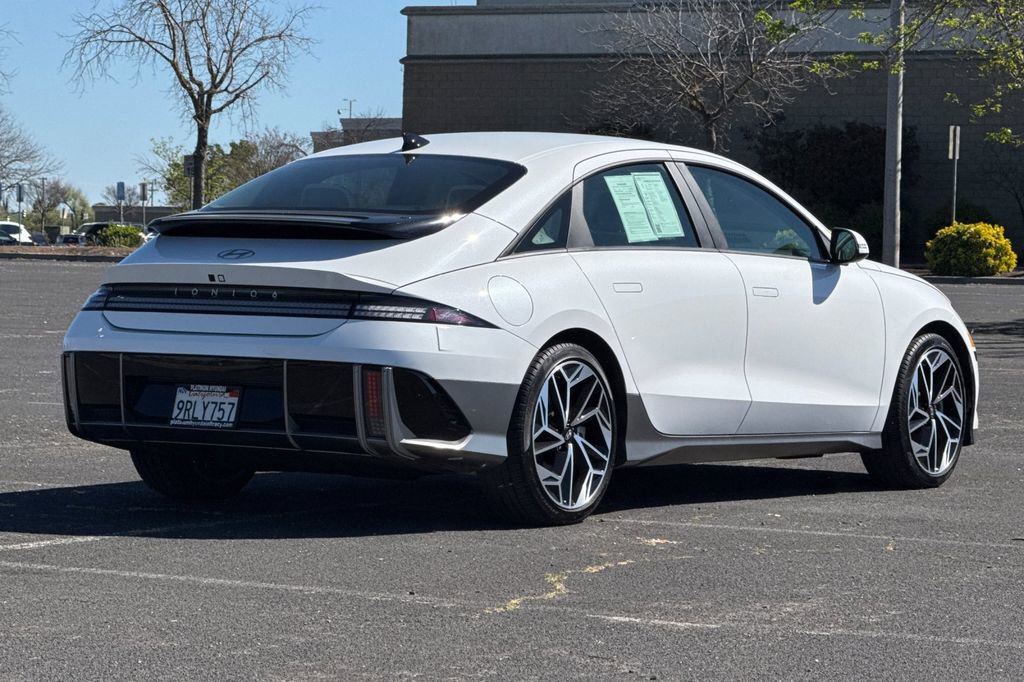 Used 2023 Hyundai Ioniq 6 SEL image 4