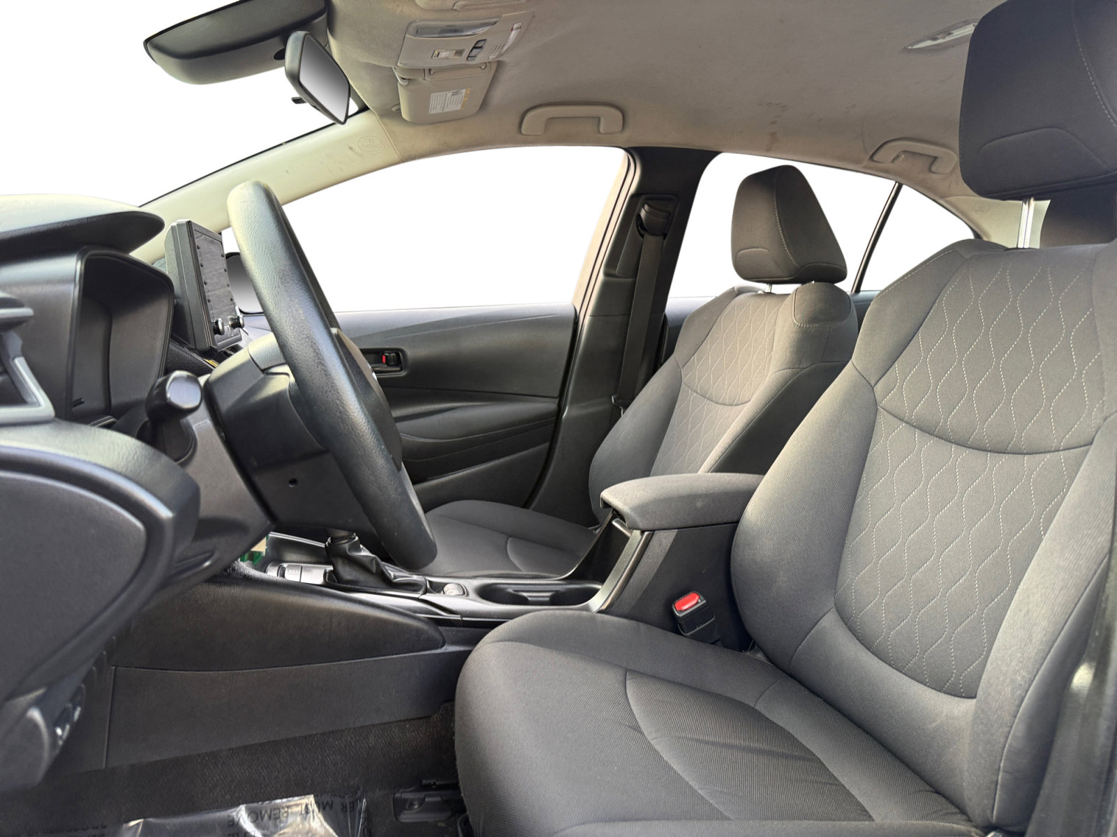 Used 2022 Toyota Corolla LE image 6