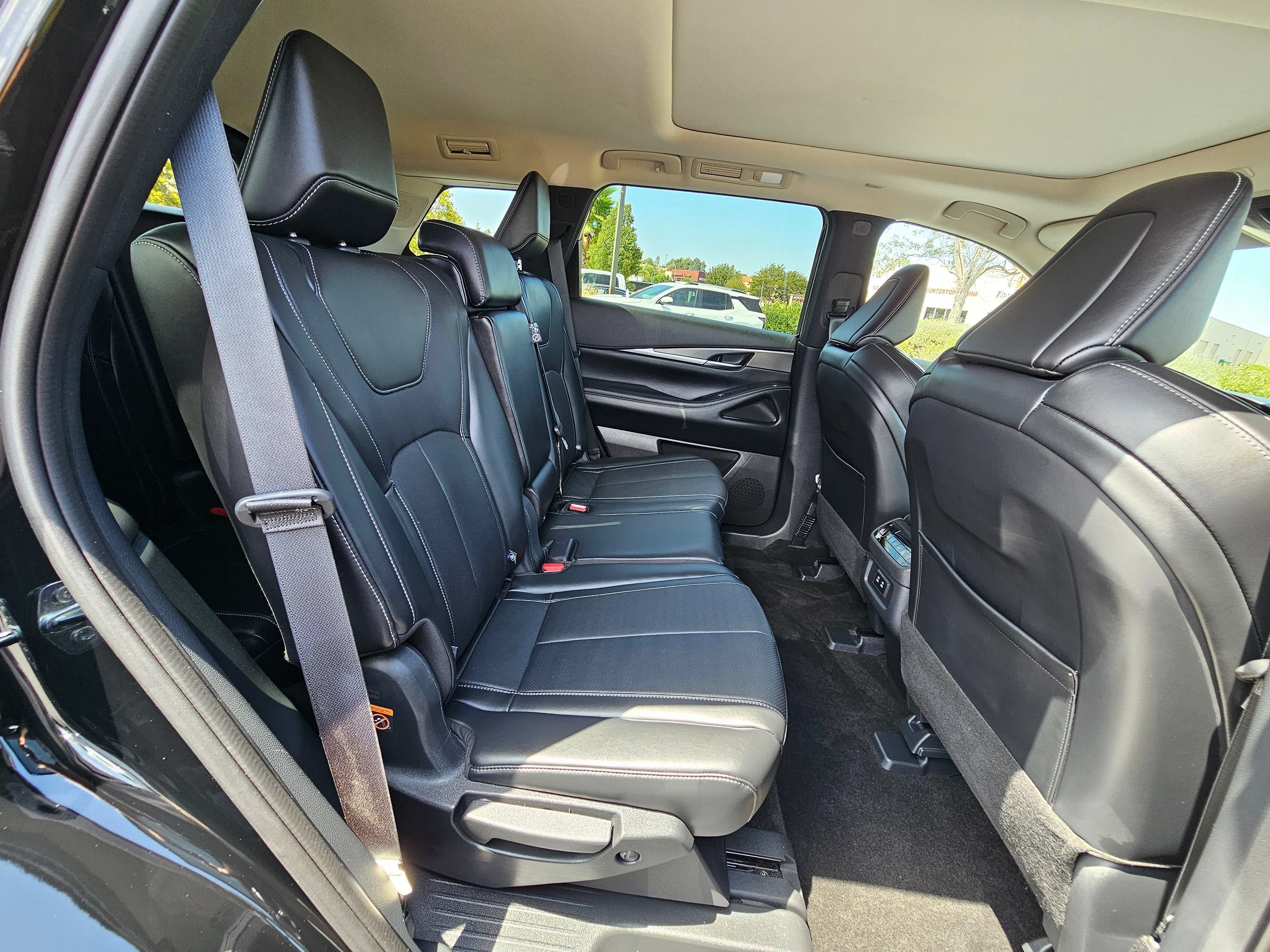 Used 2026 INFINITI QX60 Pure w/ Cargo Package AWD/4WD image 33