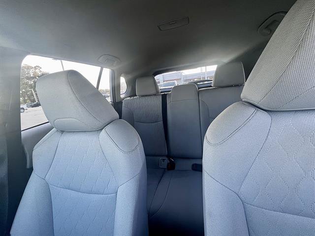 Used 2023 Toyota Corolla Cross LE FWD image 18