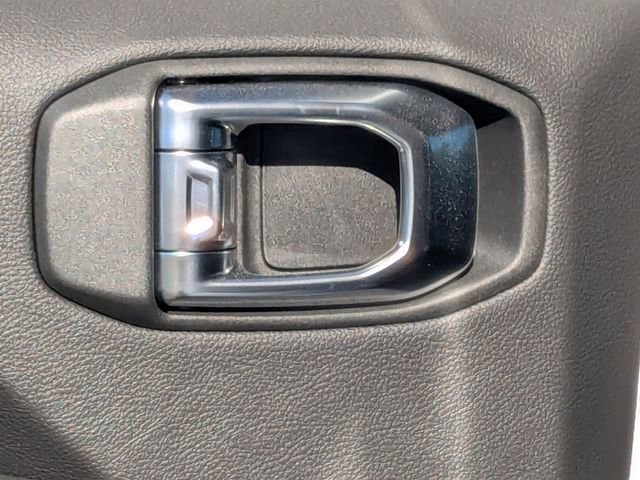 New 2025 Jeep Wrangler Unlimited Rubicon 392 image 27