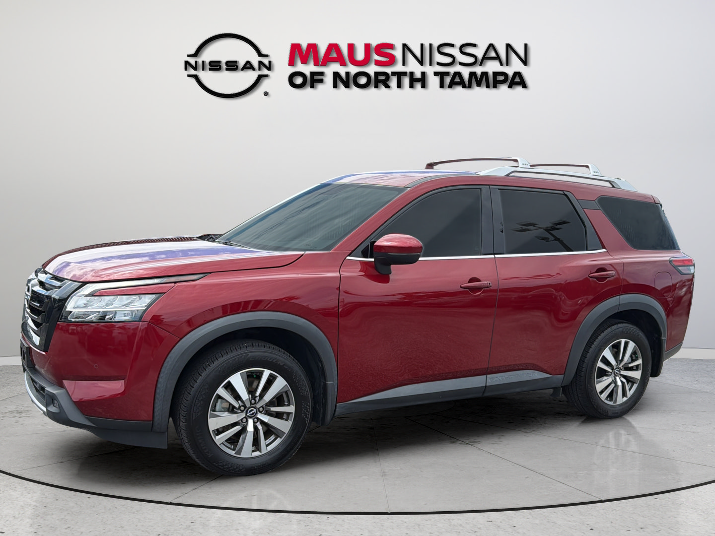 Certified 2022 Nissan Pathfinder SL w/ SL Black Package FWD image 5