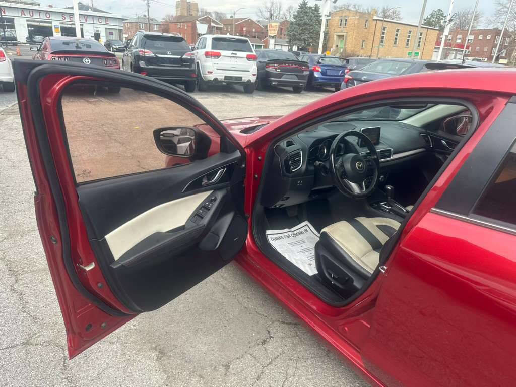 Used 2016 MAZDA MAZDA3 s Grand Touring image 9