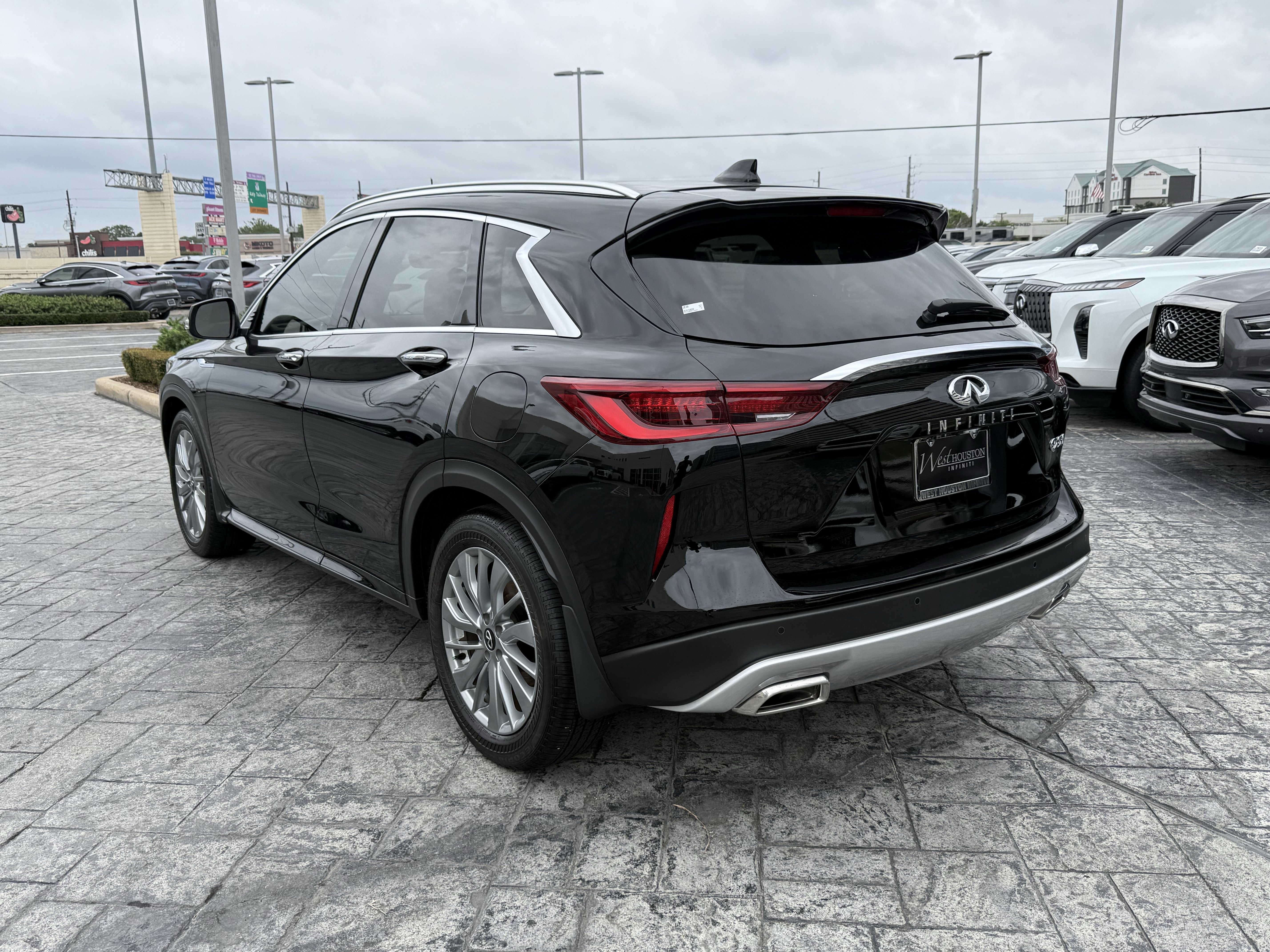 Certified 2024 INFINITI QX50 Luxe FWD image 5