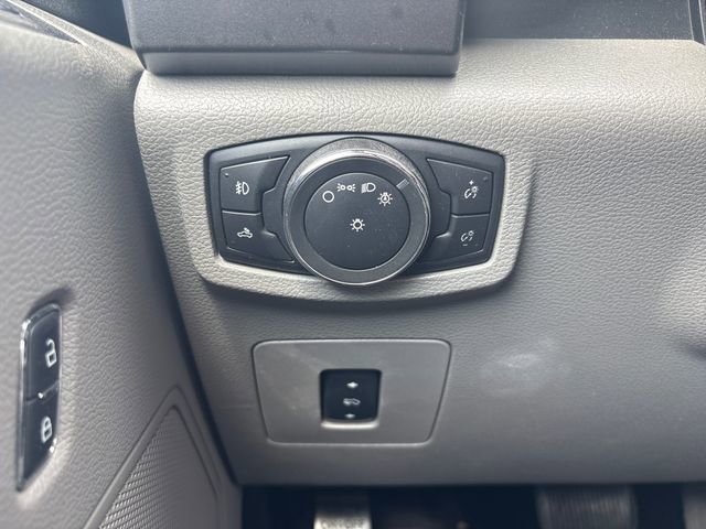 Used 2016 Ford F150 XLT w/ Equipment Group 302A Luxury image 29